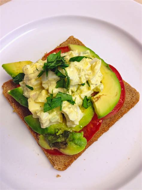 How meal timings affect your waistline. Speaking About Food: Saturday Night Egg Salad Dinner