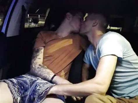 Sexo Gay Em Um Carro Mundobicha Com