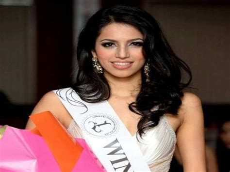 Pooja Priyanka Winner Of Miss Fiji World