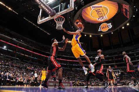 Kobe Bryant Dunking Wallpapers Top Nh Ng H Nh Nh P