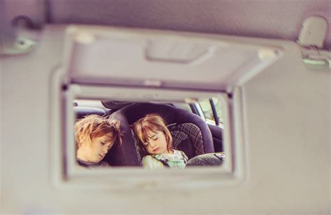 4 Tips To Keep Your Children Safe In The Car