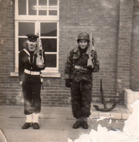 Als we hen mogen geloven is de nieuwe belgische john rambo geboren. Sint-Kruis dans les années 60... - Page 13
