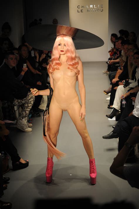 Charlie Le Mindu Nude Fashion Show Xsexpics