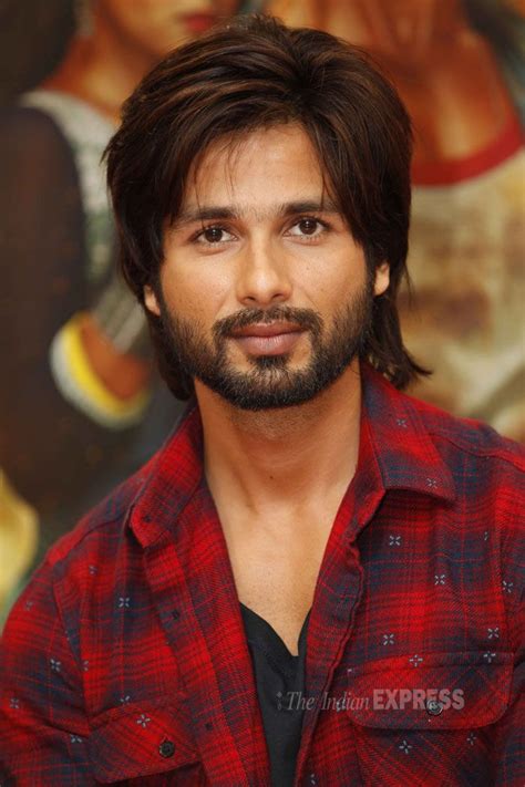 Every barbate gent knows the accent of accepting a neatly groomed beard. Hairstyle Ideas In Hindi - Kecemasan k