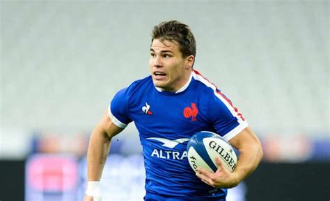 Rugby Antoine Dupont écope de quatre semaines de suspension