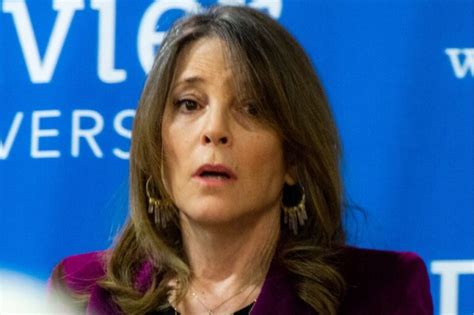 Marianne Williamson Abandona La Carrera Presidencial Dem Crata Voz Media