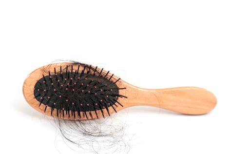 Jul 22, 2021 · testosteron ist bekannt als hormon, das männern muskeln wachsen und die stimme tiefer klingen lässt. Hormonell Bedingter Haarausfall: Symptome, Ursachen & was ...