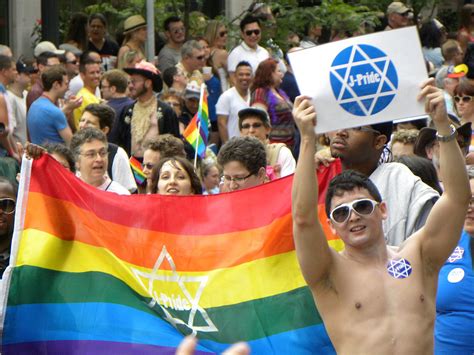 Orthodox Rabbinical Group Calls For Welcoming Gay Jews
