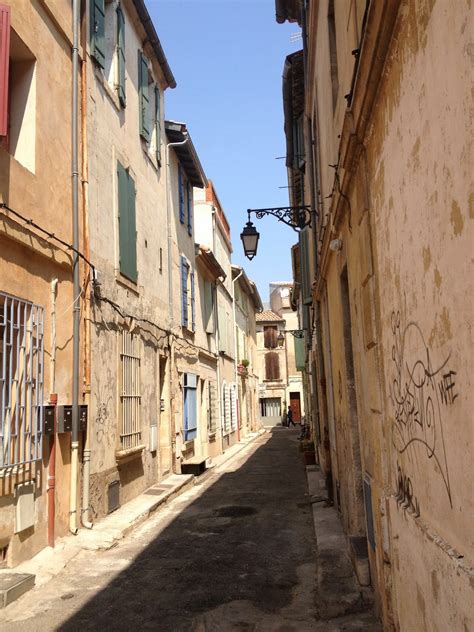 Trouvez un covoiturage pas cher entre tarascon et arles. Dear Asparagus: Avignon, Arles & Tarascon