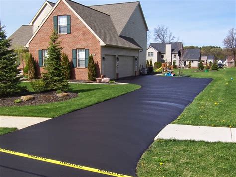 How To Blacktop A Driveway 5 Simple Steps