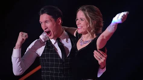 Ilse annoeska de lange, 13 mayıs 1977 tarihinde hollanda'nın almelo şehrinde doğmuştur. Let's Dance - Alle aktuellen News, Infos und Bilder | InTouch