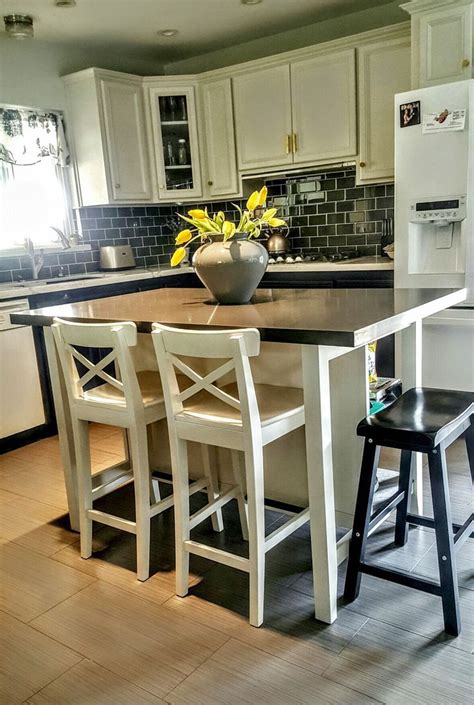 Breakfast Bar Table And Chairs Ikea Turn Your Home In To A Local