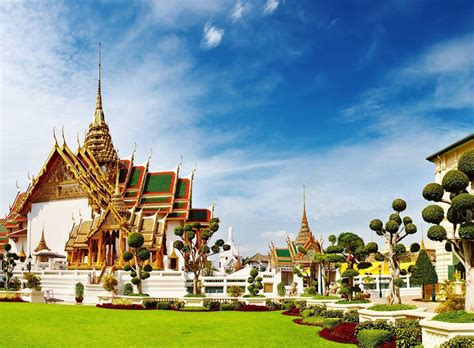 Cool Place in The World!!! - The Grand Palace Bangkok Thailand | About
