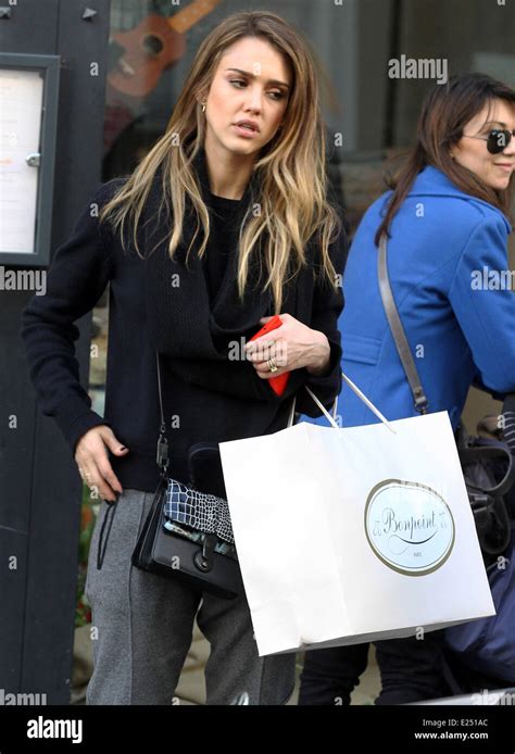 Jessica Alba Shops In Paris After Taking Her Daughter Honor Marie