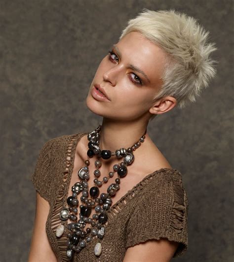 30 Trendy Short Hair Cut 2021 Update Bob And Pixie Hair Styles For