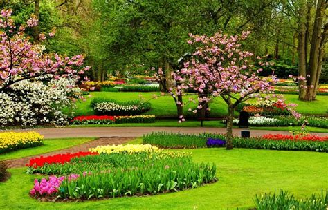 17 taman bunga terindah di dunia