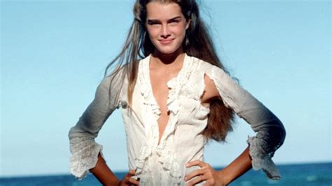 Spring Style Inspiration Brooke Shields In Blue Lagoon Stylecaster