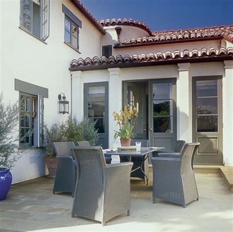 Get design inspiration for painting projects. Pin on Deerwood paint ideas