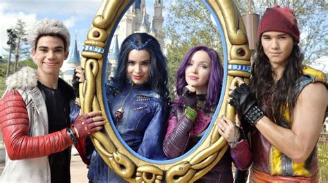 Disney Descendants Wiki Disney Amino