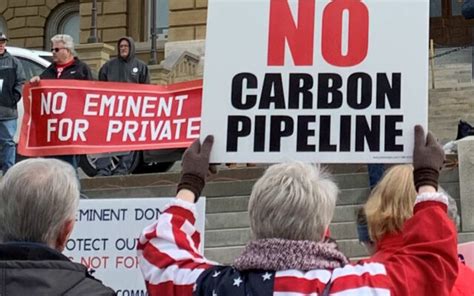 House Bill Would Establish New Rules For Carbon Pipelines Landowners