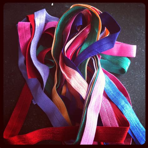 I know… that's a bold statement to make about a hair tie. DIY: Hair Ties - Lovely Little Things