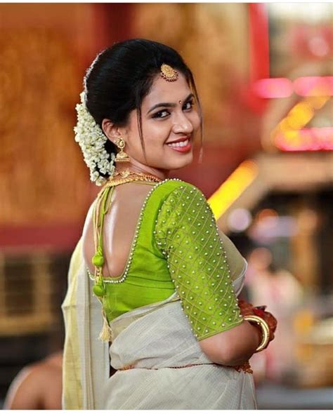 Kerala saree blouse designs 2019 beauty news. Pin by Agatha Alvina on Blouse designs | Kerala saree ...
