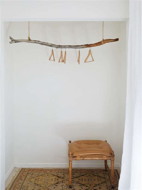 11 Subtle Diy Ways To Use Tree Branches Indoors