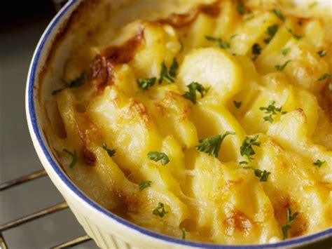 Kartoffelgratin mit Sahne und Käse einfach lecker