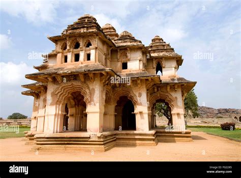 Lotus Mahal Amazing Synthesis Of Hindu And Islamic Style At Hampi