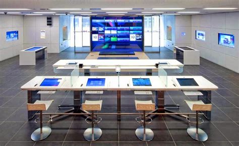 Kitomari Banking & Finance Blog: APPLE STORE INSPIRES ...