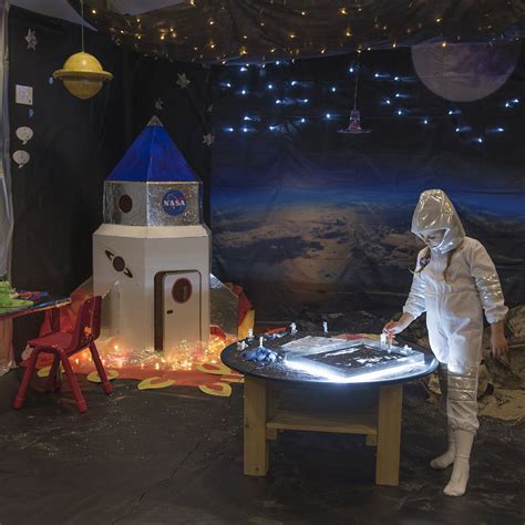 How to create a space themed immersive learning location