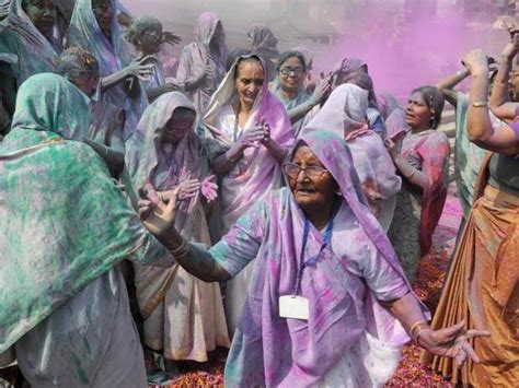 holi 2018 why is the festival of colours important and how do people celebrate it the