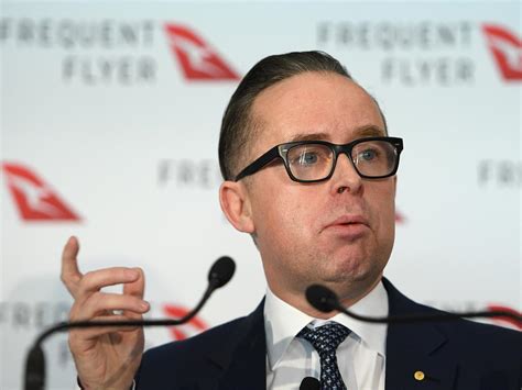Qantas Frequent Flyer Point Text Message Error Sends Customers Into