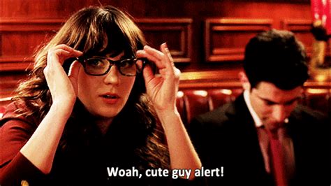 Our Favorite Ladies On Television Who Rock Glasses With Images Jessica Day Guy Friends New
