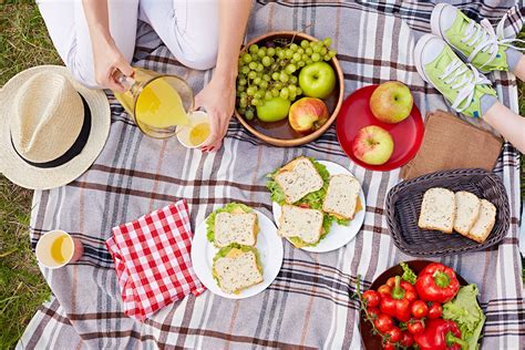 5 Ways To A Food Safe Summer Picnic Asda Good Living