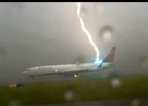 Watch Viral Footage Of Lightning Striking Delta Plane At Atlanta