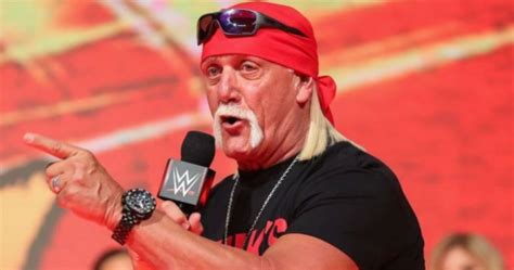 Hulk Hogan Shows Off Surprising New Look Ahead Of Possible PPV Appearance