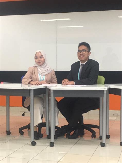Sebelum itu, tahniah diucapkan kepada anda kerana telah diterima masuk ke universiti yang. UiTM Students Manifested Their Dreams - UiTM News Hub