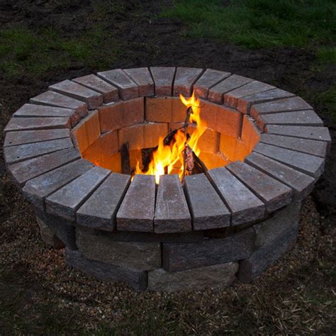Here are some tutorials to help you build your own fire pit easily. Nifty on Twitter: "Make your own fire pit, perfect for entertaining in your backyard ...