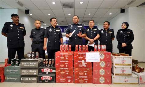 Perodua bezza 1.3 advance 2021 a ready stock. Polis serbu dua premis jual arak secara haram di Shah Alam ...