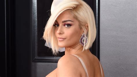 Bebe Rexha Suffers Wardrobe Malfunction At 2018 Grammys Handles It