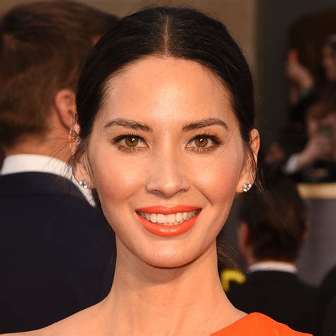 The Curious Case Of Olivia Munns Ever Changing Face Life And Style