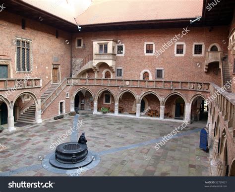 The university was founded, or ratified, in 1290 by king dinis, having begun its existence in lisbon with the name studium generale (estudo geral). Medieval Jagiellonian University Collegium Maius Krakow ...