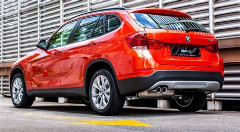 Bmw x1 is a 5 seater suv car available at a price range of rs. BMW X1 facelift introduced in Malaysia, turbocharged X1 sDrive20i variant debuts at RM238,800 ...