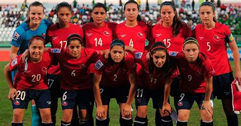 Selección chilena derrotó a perú y es puntera del hexagonal. Partidos de la Roja: Nóminas de Chile para Copas del Mundo ...