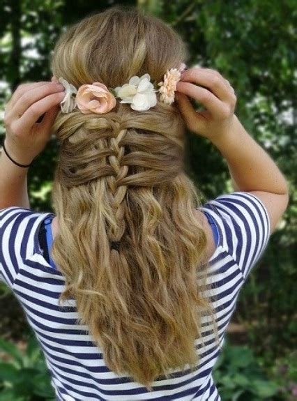 Cute girls hairstyles grant elegance and style to any age. 15 Cool Hairstyles for Teenage Girls