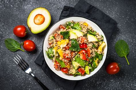 Since 1/3 or.33 of 8 ounces is 2.64 ounces, 2/3 u.s. Quinoa and vegetable salad: for a light and healthy meal ...