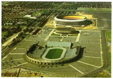 Philadelphia Sports Complex T 61 P323159 Stadium Postcards