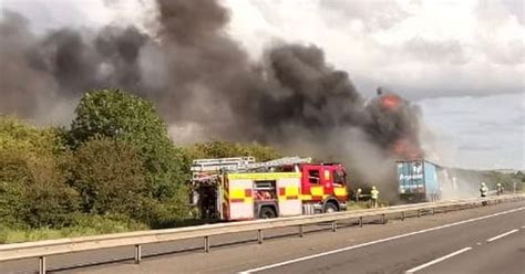 Lorry Fire Shuts The A1 In Both Directions And Causes Seven Miles Of Delays Lincolnshire Live