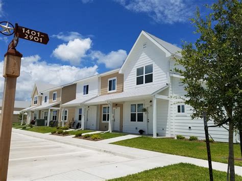 Public records, neighborhood, names, phones, photos, occupations, property information in victoria, tx. Country Lane Townhomes Rentals - Victoria, TX | Apartments.com